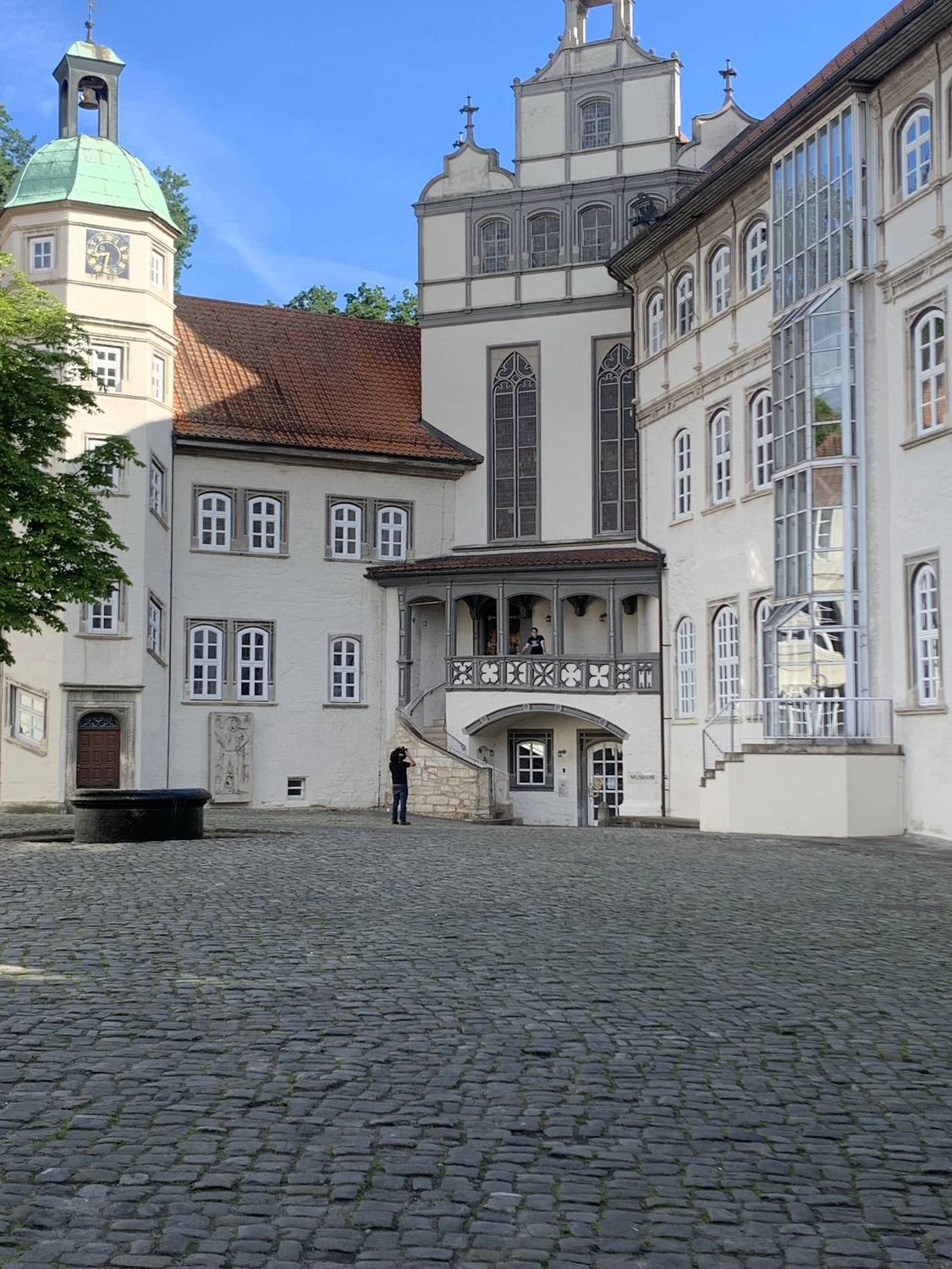 Peter Futter Schneider - Bringing stories from books to life through stage performances - Building in Gifhorn Castle Park